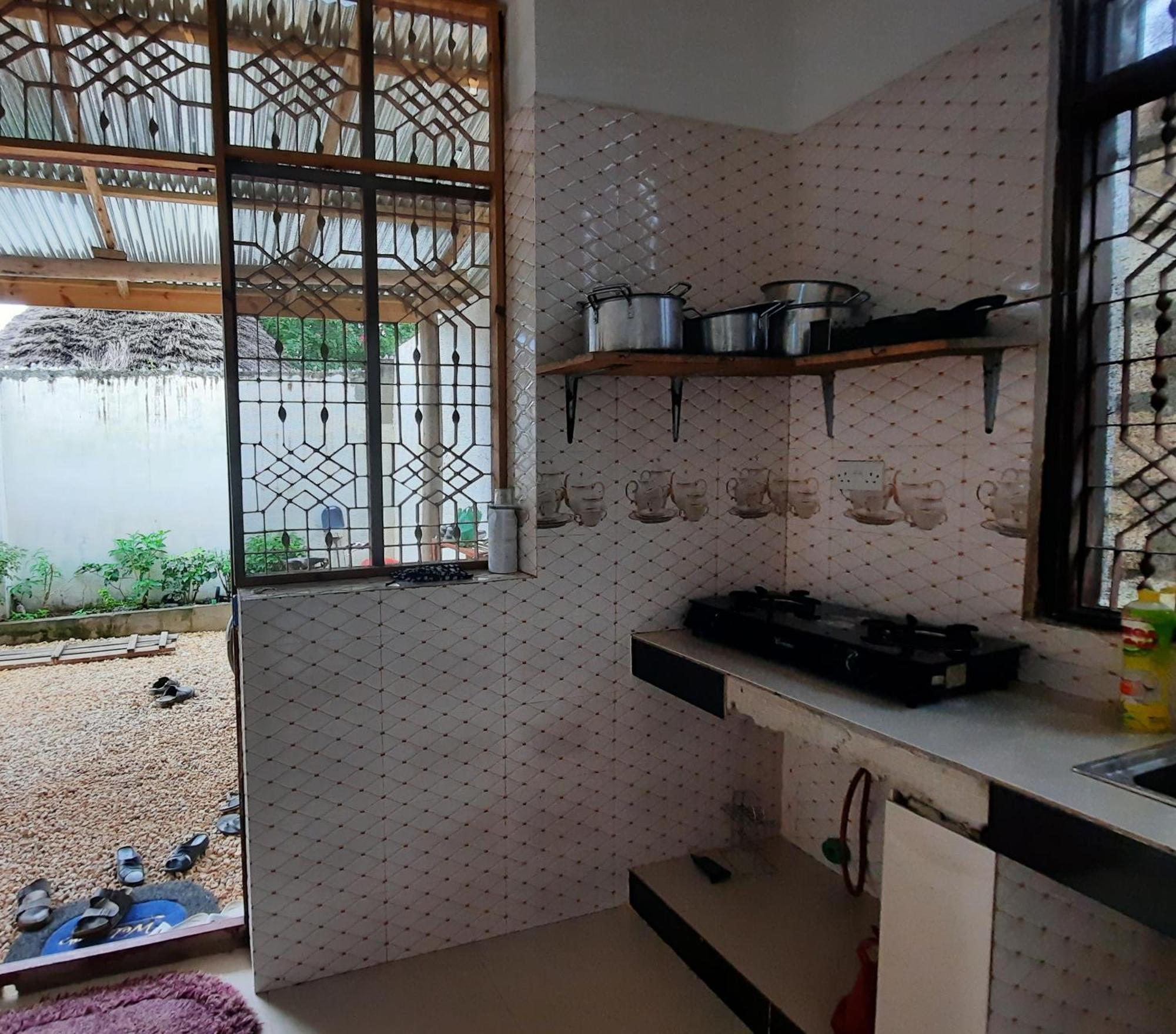 눙귀 Kajificheni House B&B 외부 사진
